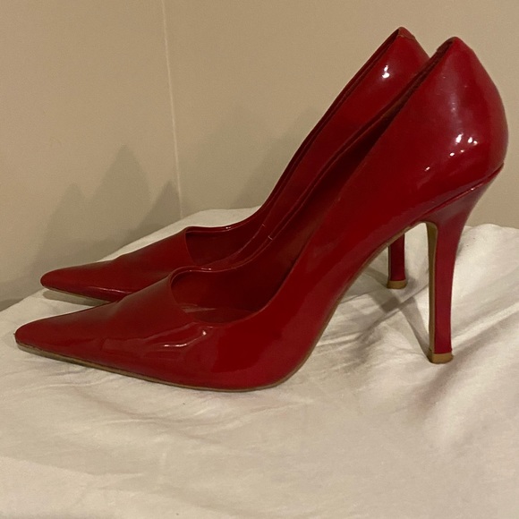 Sexy red patent leather all those pumps in great condition - Picture 1 of 5
